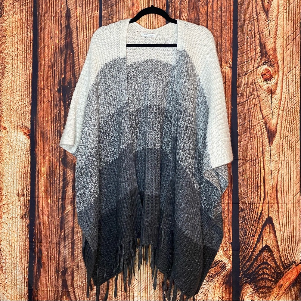 American Eagle 🦅 Gradient Cardigan Sweater Poncho